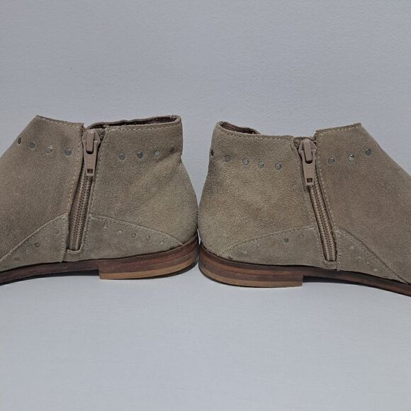 Free People Aquarian Studded Leather Distressing Suede Ankle Boots Taupe Size 6 - Picture 14 of 17